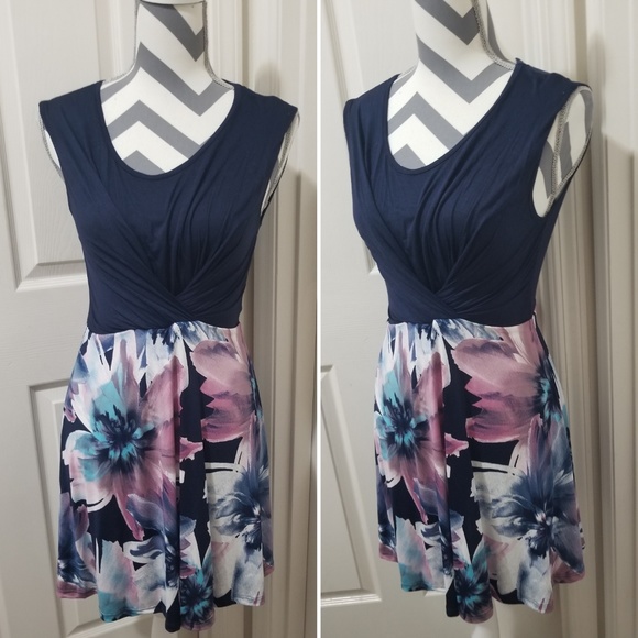 *NWT* Floral Print Trapeze Dress/Navy* 1 left - Picture 4 of 5